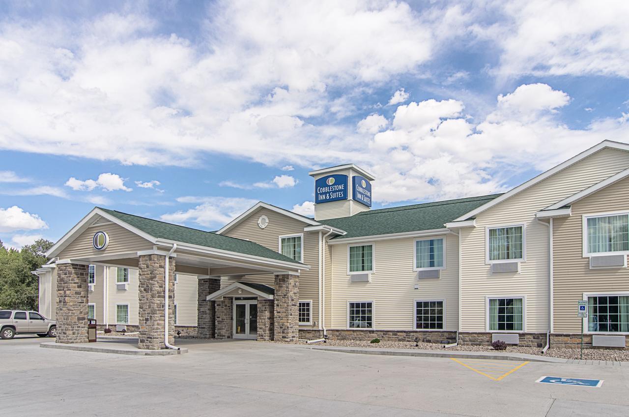 Cobblestone Inn & Suites - Guernsey Εξωτερικό φωτογραφία