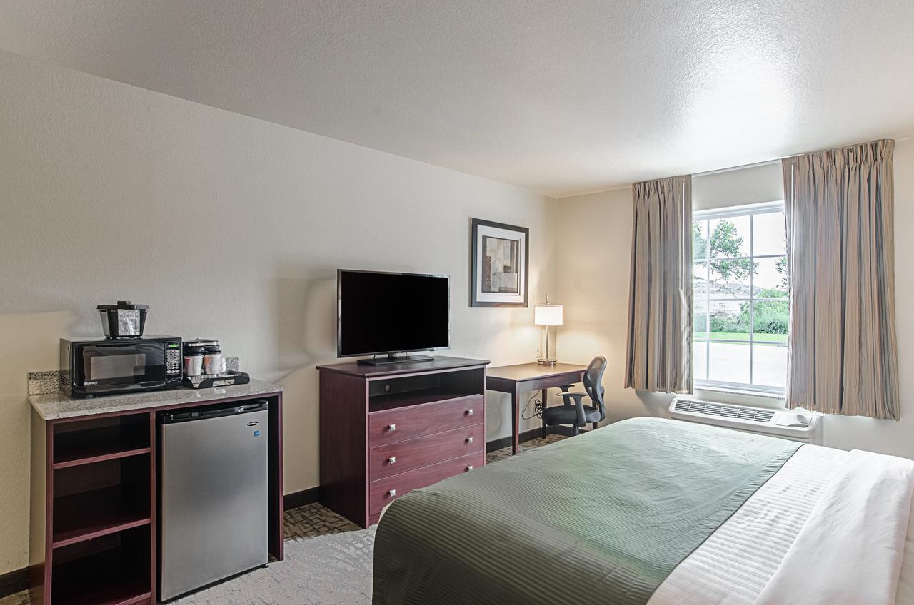 Cobblestone Inn & Suites - Guernsey Εξωτερικό φωτογραφία